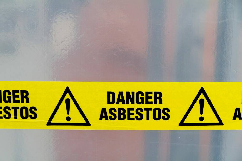 Asbestos. Credit- Alamy Photo: Chrispo / Alamy Stock Photo