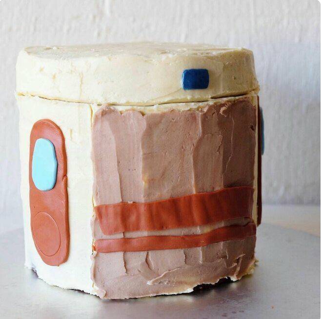 A Canberra bus stop cake by Sonia Curran. Photo: Sonya Curran