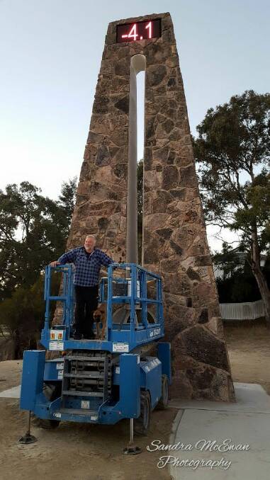 The Big Thermometer has been unveiled in Stanthorpe. Photo: Sandra McEwan‎