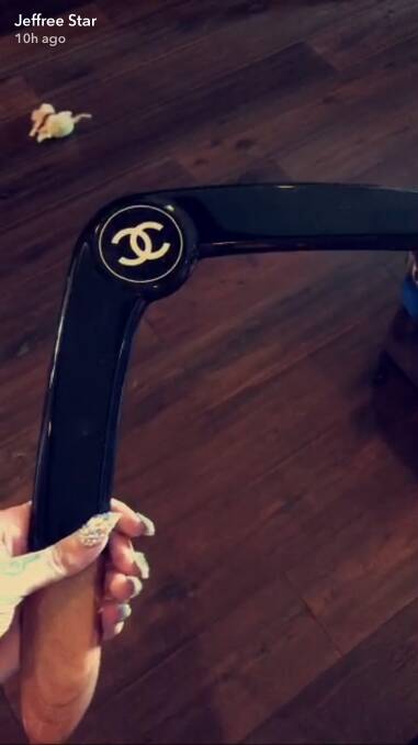 Beauty vlogger Jeffree Star showed off the Chanel boomerang on Snapchat on Monday. Photo: Snapchat