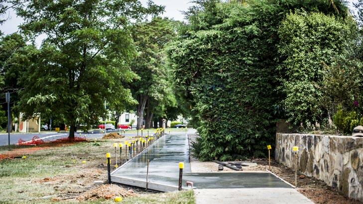 New footpath construction to go around a hedge along Gooreen and Chapman Streets, Braddon, Photo: Rohan Thomson