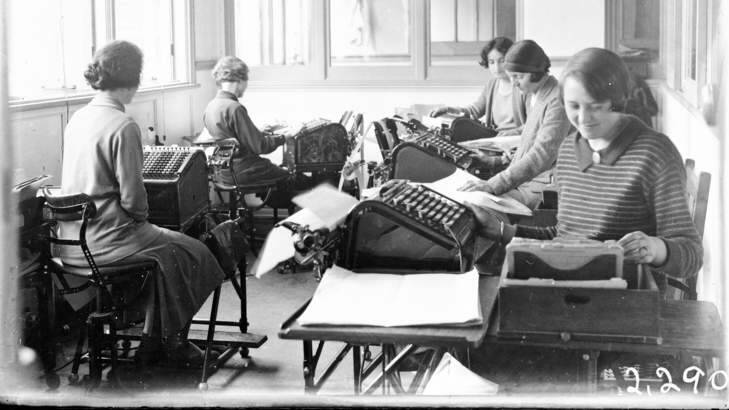 Comptometer operators tallying the accounts for the Federal Capital Commission in 1926.