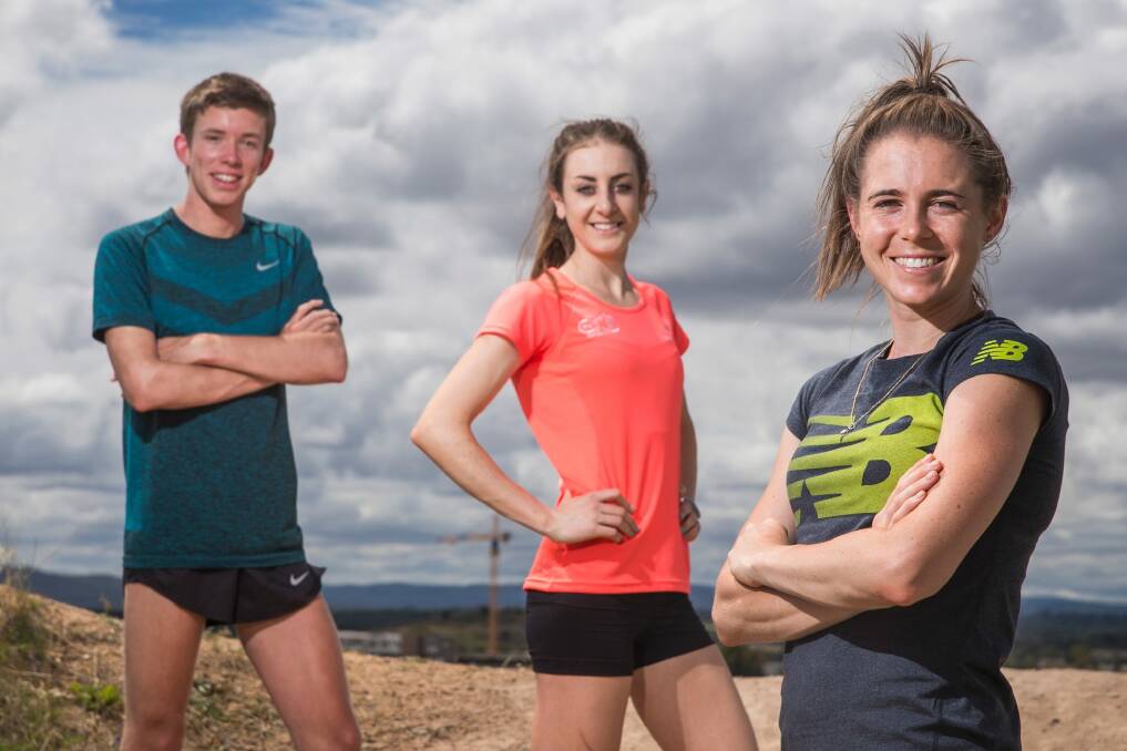 From left, Bryce Anderson, Leanne Pompeani and Emily Brichacek, who will compete in the world cross country championships in China. Photo: Matt Bedford