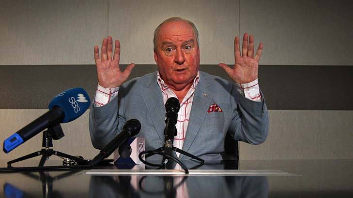 Alan Jones making a public apology for his remarks about Julia Gillard's father. Photo: Not for syndication