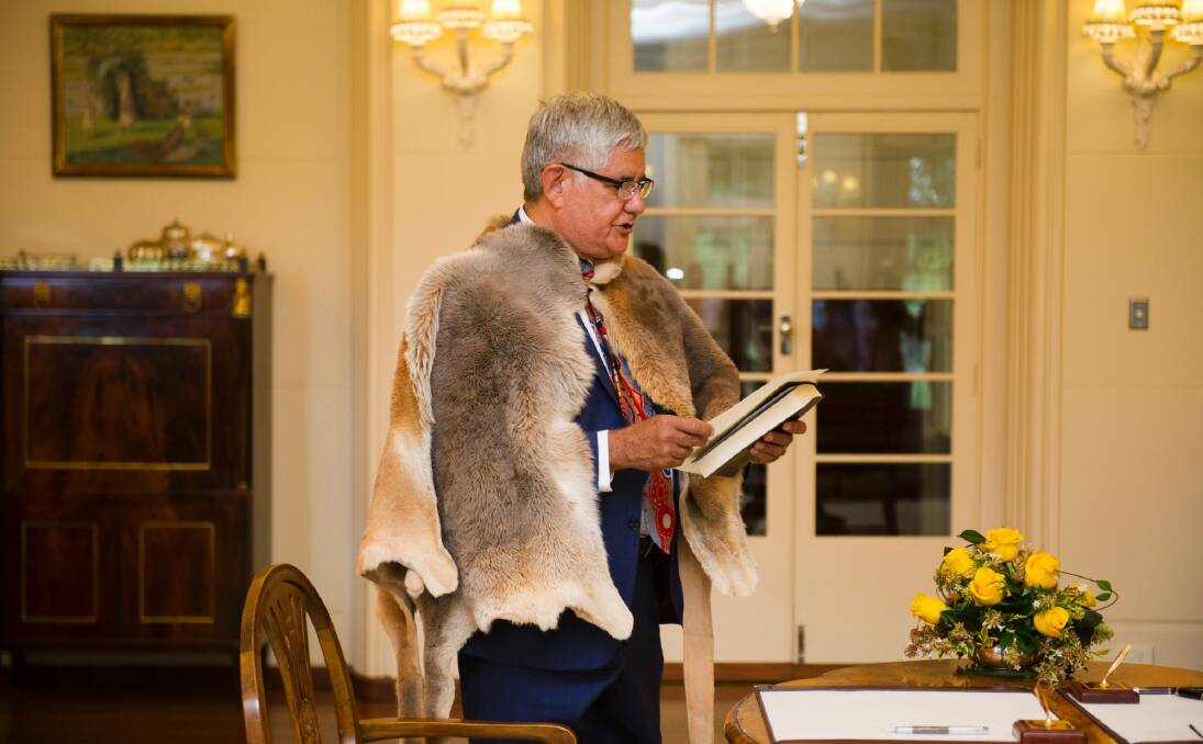 Ken Wyatt is sworn in by Governor-General Peter Cosgrove in 2016. Photo: Elesa Kurtz