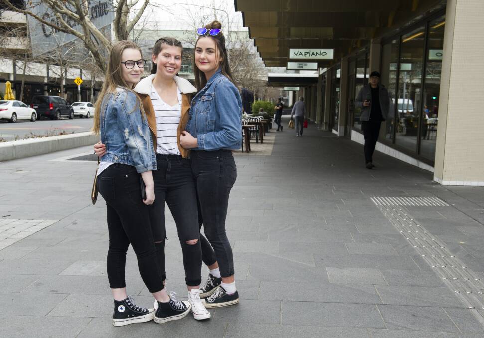 Jasmyn Beauman, 17, of Goulburn, Eliza Kristan, 15, of Canberra, and Tilly Kelly, 17, of Goulburn. Photo: Elesa Kurtz