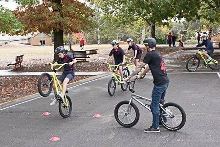 ACT Health Minister Simon Corbell presented 15 new bikes to Curtin Primary School on Wednesday morning. Photo: Supplied