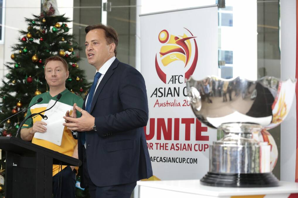Mark Bosnich says the onus is on Canberra's football community to prove it can sustain an A-League team. Photo: Jeffrey Chan