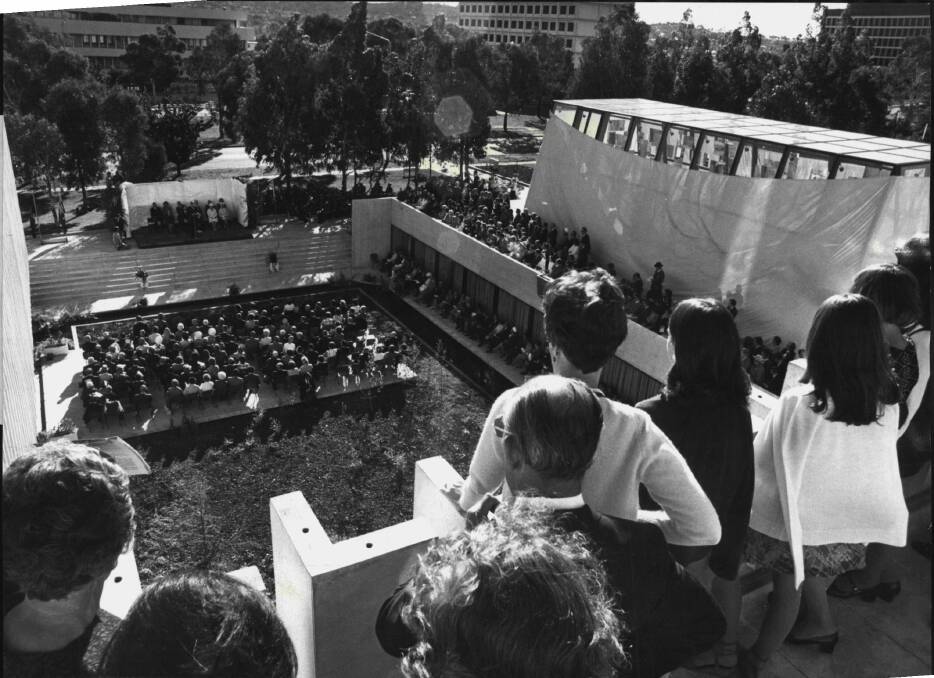 The official opening of Churchill House in Canberra in April 1972.  Photo: Thompson