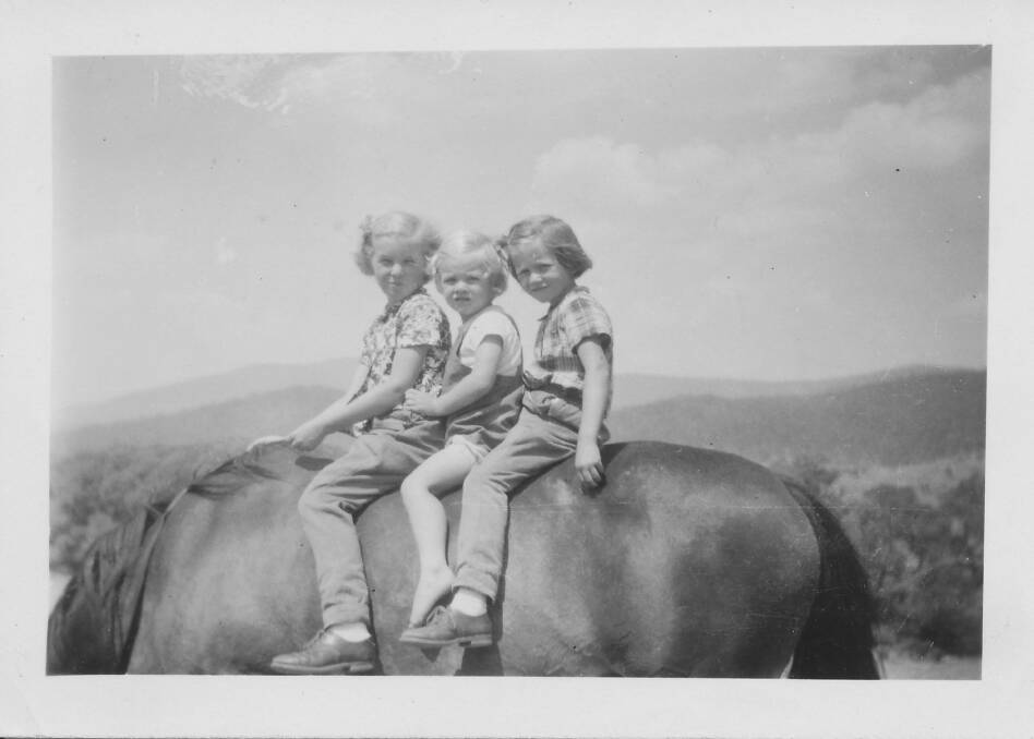 Anne, Jane and Trish Bootes on their horse, Peggy.