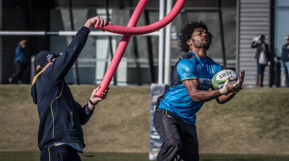 The Brumbies tried some different tactics at training to prepare for an aerial attack against the Waratahs. Photo: Karleen Minney