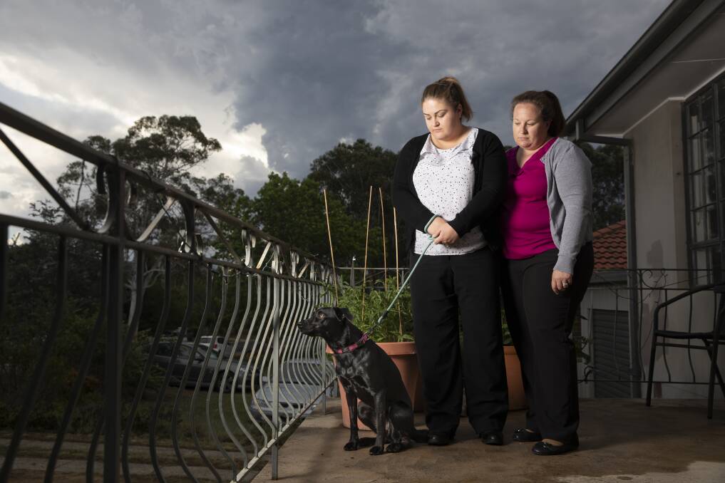 Alice, left, and Amanda Hanks, whose dog Ruby was shot. Police are now investigating. Photo: Sitthixay Ditthavong