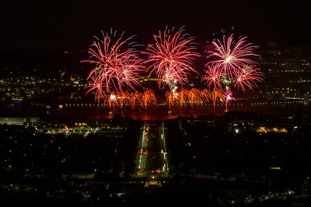 Skyfire 2016 photographed from Mt Ainslie.

19 March 2016
Photo: Rohan Thomson
The Canberra Times Photo: Rohan Thomson