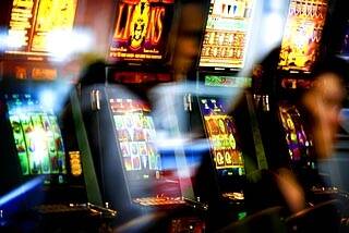 It would have been good if Tasmania had gone ahead with a poker-machine ban in pubs and clubs. Photo: Josh Robenstone