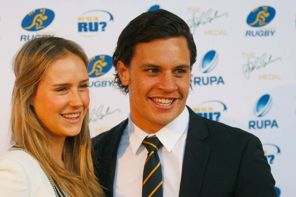 Ellyse Perry and Matt Toomua are one of the glamour couples of Australian sport. Photo: Getty Images