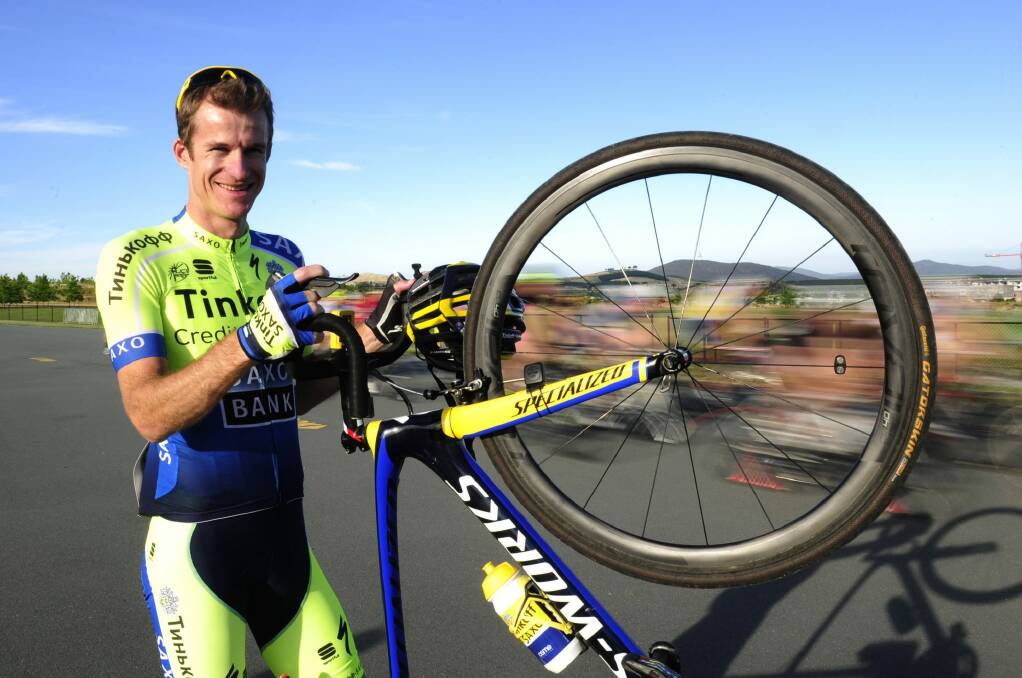 Michael Rogers, back training in his hometown Canberra Photo: Melissa Adams