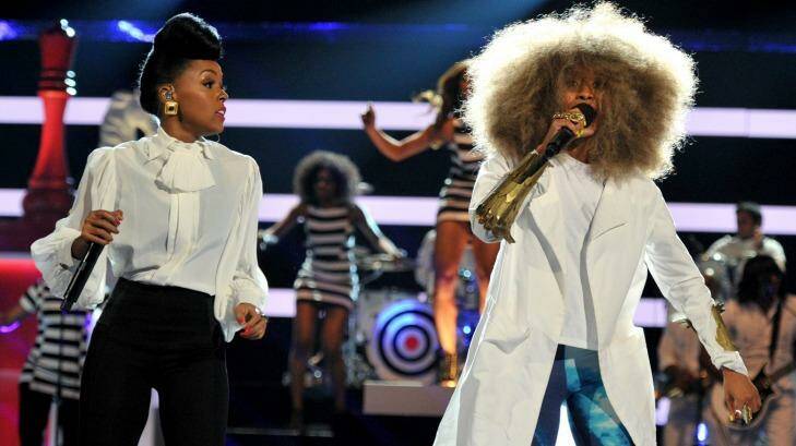 Erykah Badu performing to a more appreciative crowd with singer Janelle Monae at the 2013 BET Awards.