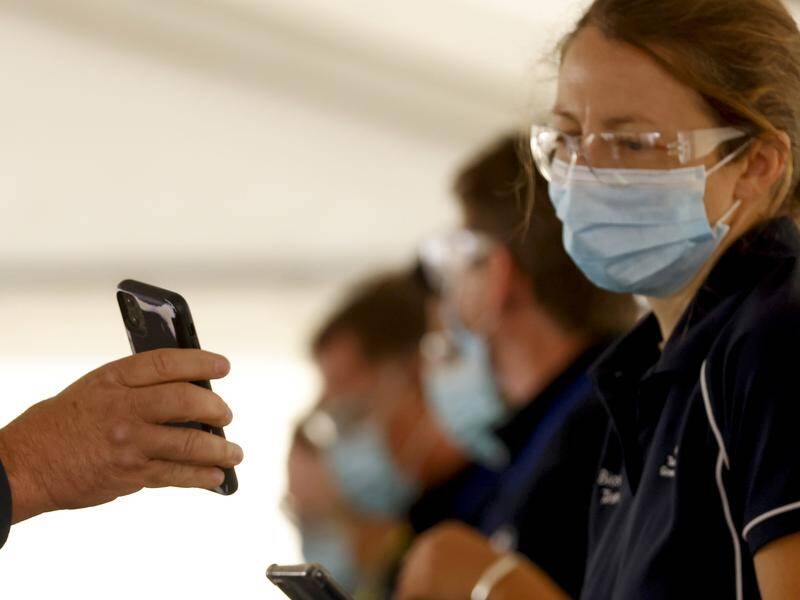 Arrivals from China will need a negative COVID-19 test result from within 48 hours of departure. (Rob Blakers/AAP PHOTOS)