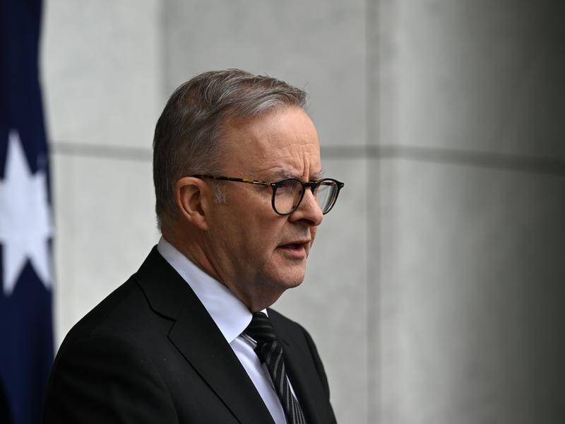 Pacific nations have accepted Anthony Albanese's invitation for transport to the Queen's funeral. (Mick Tsikas/AAP PHOTOS)