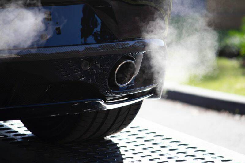 Australia's new car emissions standards pass major hurdle