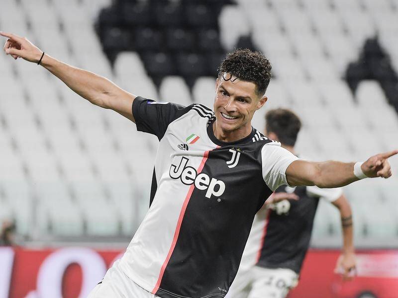 Cristiano Ronaldo scored both goals for Juventus in their Serie A win over Lazio in Turin.