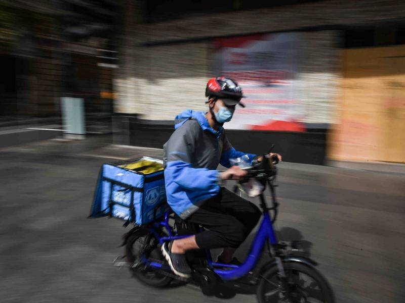 Gig economy couriers and truck drivers in Queensland could soon enjoy set pay and conditions.