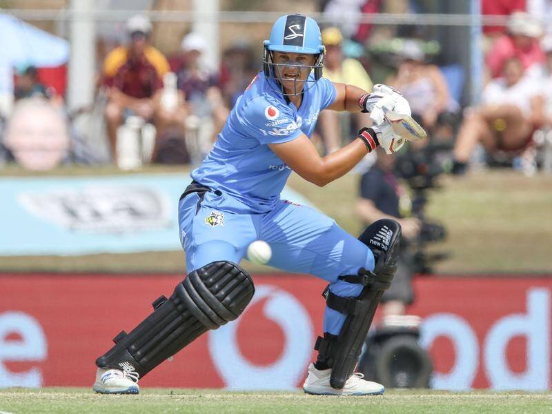 The Adelaide Strikers will be without injured captain Suzie Bates for the rest of this WBBL season.