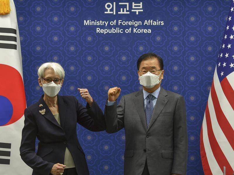 US Deputy Secretary of State Wendy Sherman with South Korean Foreign Minister Chung Eui-yong.