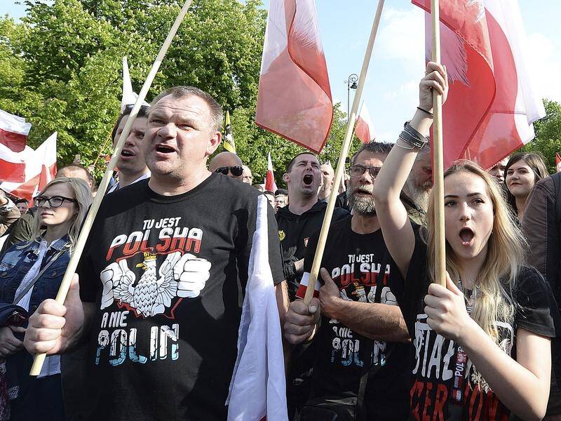 Polish nationalists have marched to the US Embassy, in Warsaw.