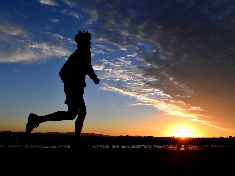 Exercising and healthy eating are the most common new year resolutions, according to a fitness app. (Darren England/AAP PHOTOS)