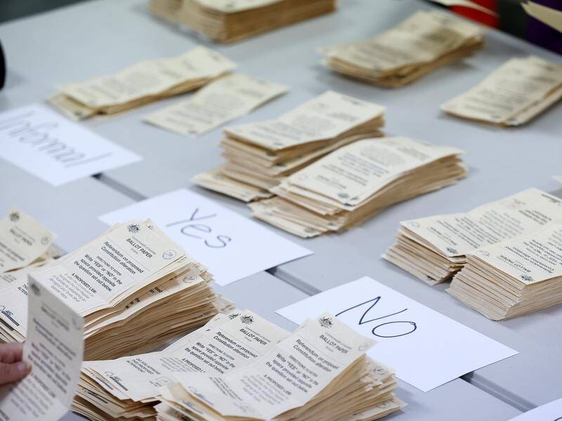 Vote counting has started in the Indigenous voice referendum as more polling booths close. (Con Chronis/AAP PHOTOS)