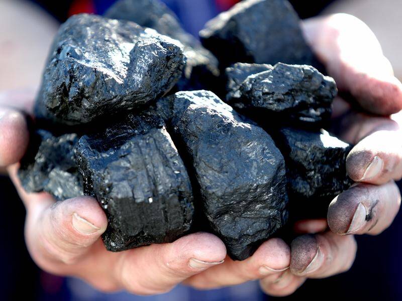 A mine in the Upper Hunter region of NSW has been approved to extract more coal for longer. (Kelly Barnes/AAP PHOTOS)