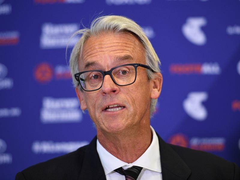 FFA chief executive David Gallop has announced he will resign at the end of the year.