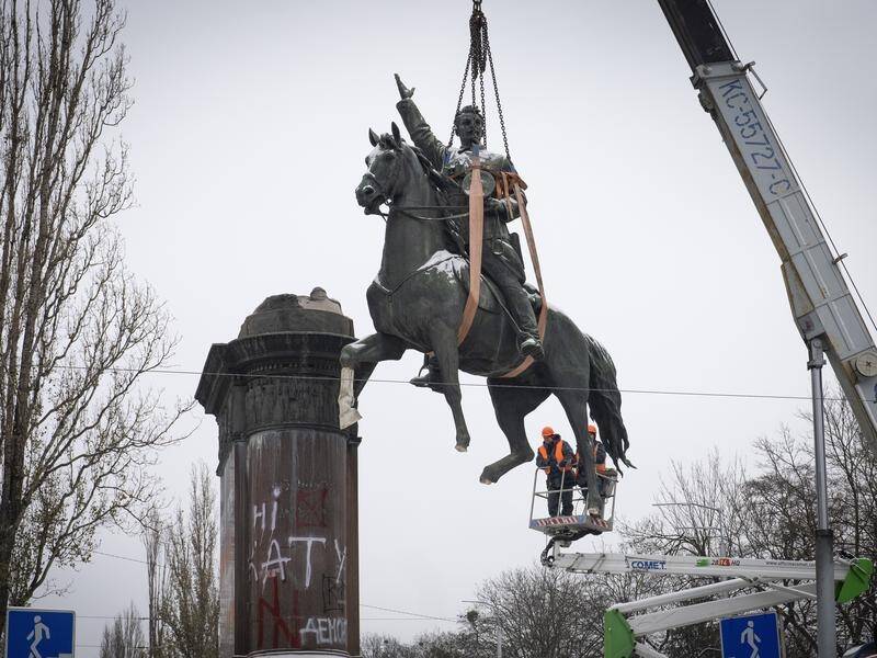 A monument to Soviet military leader Mykola Shchors has been dismantled in Kyiv. (AP PHOTO)