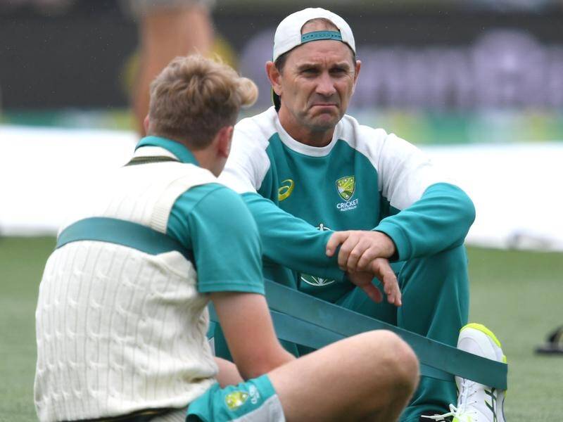 Justin Langer has resigned as coach of the Australian cricket team.