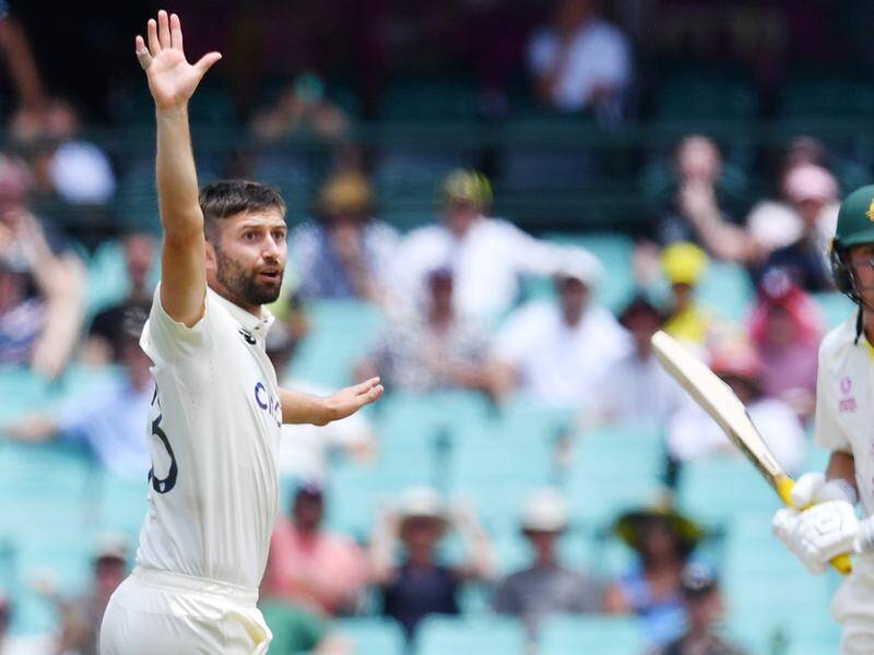 Mark Wood is happy to knock over Steve Smith and Marnus Labuschagne, but craves an England win more.