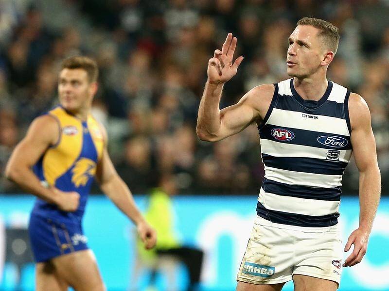 Joel Selwood's Cats cruised to victory against West Coast but lost two stars in the process. (Rob Prezioso/AAP PHOTOS)