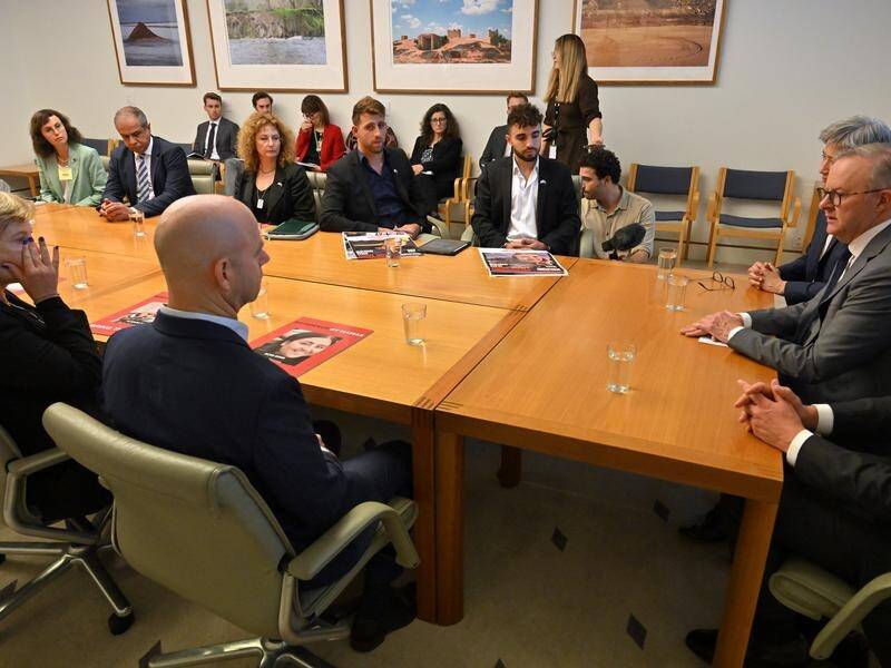 Family members of hostages taken by Hamas met with Australian officials, including the PM. (Mick Tsikas/AAP PHOTOS)