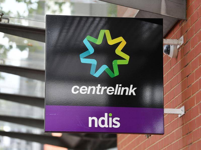 The Social Services department did not pass on advice about the unlawfulness of the robodebt scheme. (David Mariuz/AAP PHOTOS)