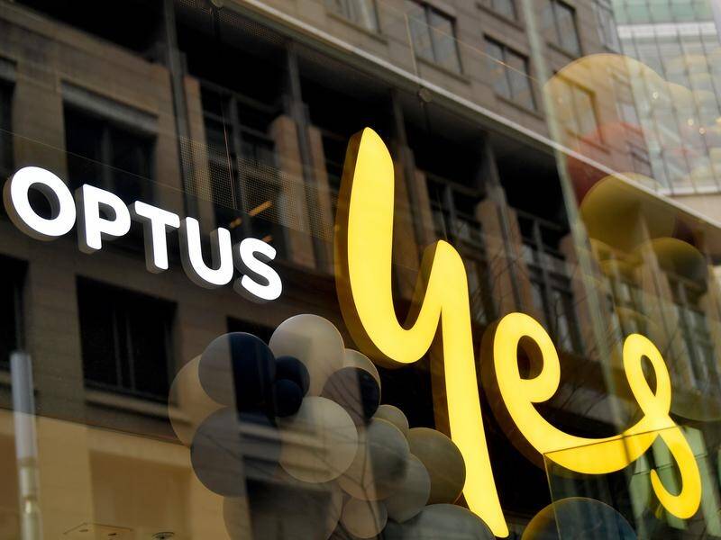 Australia's media watchdog has written to Optus to request more information on the data breach. (Bianca De Marchi/AAP PHOTOS)