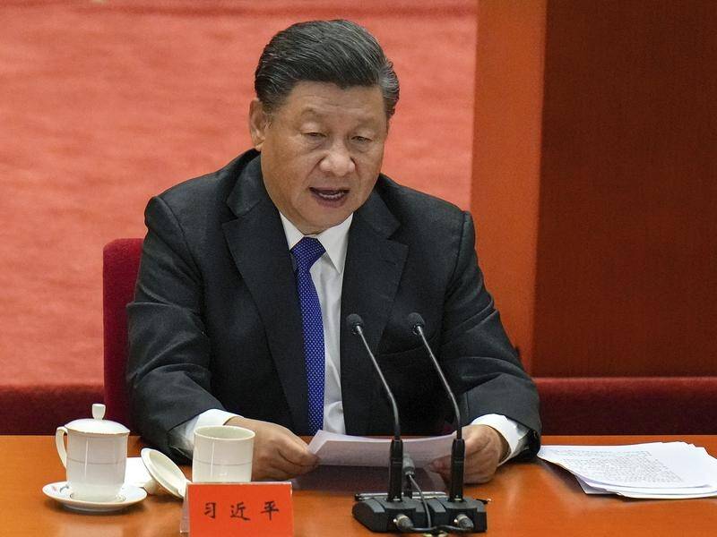 China's President has warned Asia-Pacific leaders not to return to the tensions of the Cold War era.