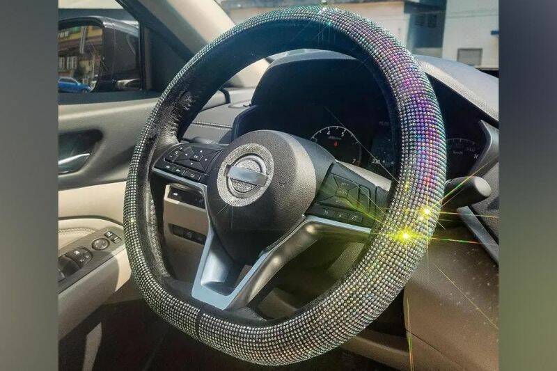 The dangerous mistake drivers are making with their steering wheels