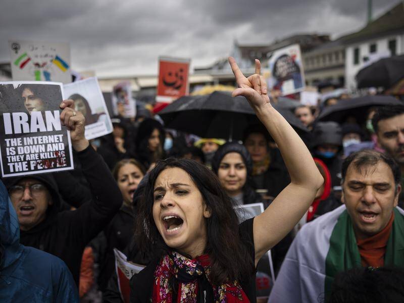 People on Saturday also demonstrated in Western cities in solidarity with Iranian protesters. (EPA PHOTO)