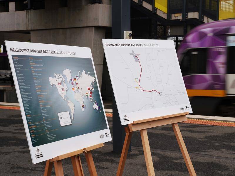A survey has found respondents favour a direct rail link between Melbourne city centre and airport.