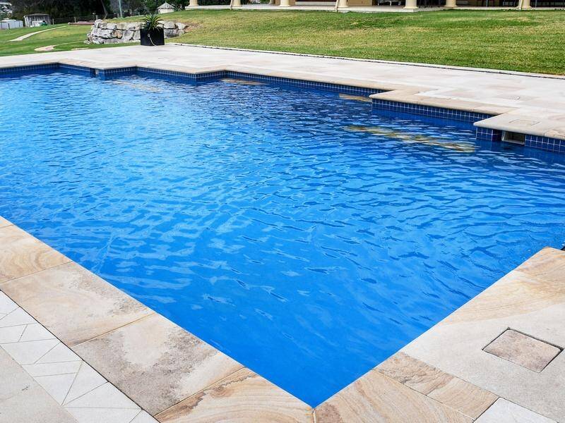 An audit found 13 per cent of more than 200,700 pools in Victoria have not been registered. (Brendan Esposito/AAP PHOTOS)