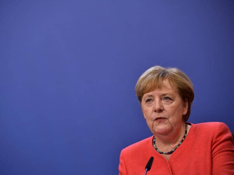 German Chancellor Angela Merkel has made calls to the leaders of Turkey and Greece, officials say.