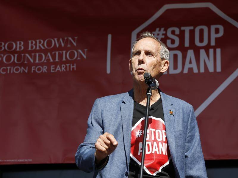Bob Brown's Stop Adani Convoy was met with jeering from mine supporters in Clermont, Queensland.