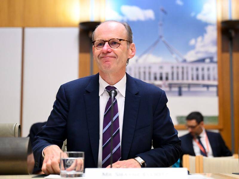Shayne Elliott says most ANZ customers are managing their way through financial pressures. (Lukas Coch/AAP PHOTOS)