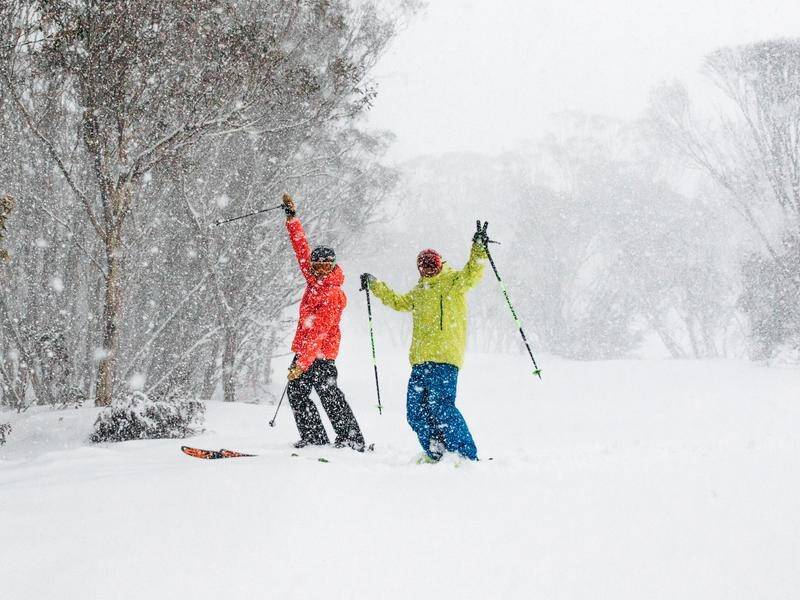 Melbourne residents can return to snow resorts in regional Victoria if they test negative to COVID.