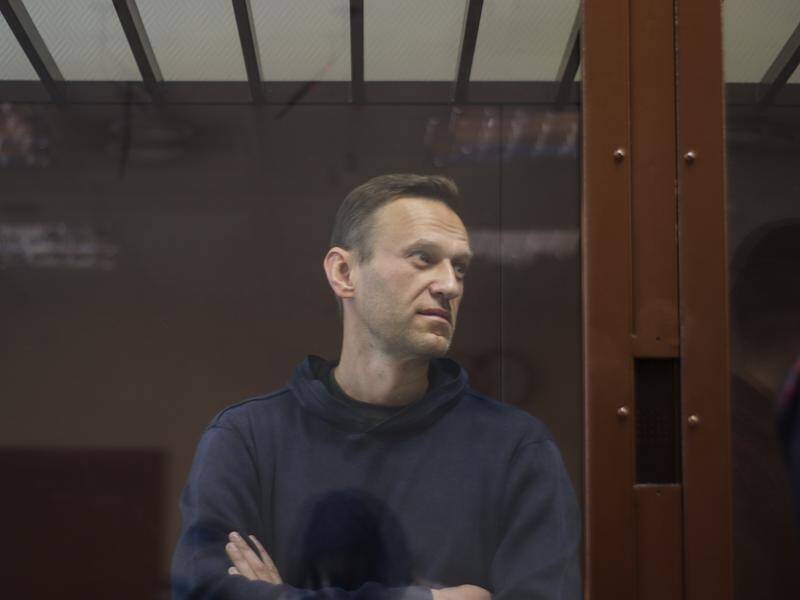 Three foreign diplomats have been expelled after allegedly taking part in Alexei Navalny rallies.